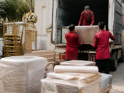 Loading / Unloading wedding service visual — Kochi
